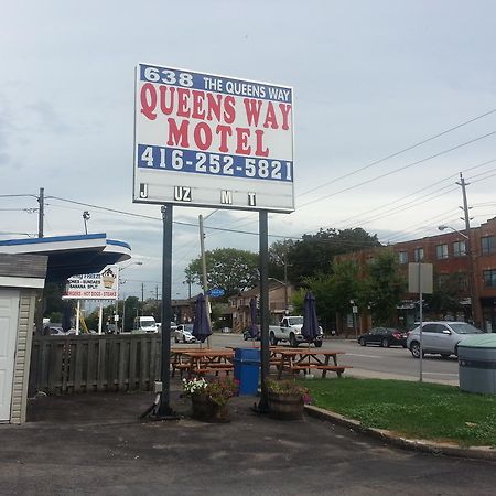 Queensway Motel Toronto Bagian luar foto