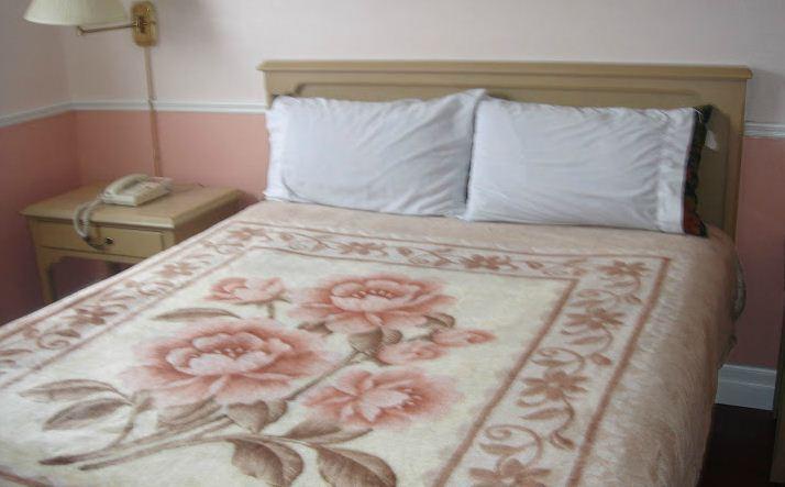 Queensway Motel Toronto Ruang foto