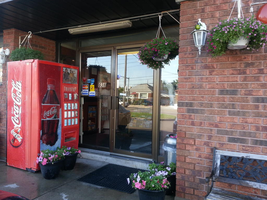 Queensway Motel Toronto Bagian luar foto